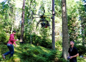 Intuitive Aerials drönare under ett filmset
